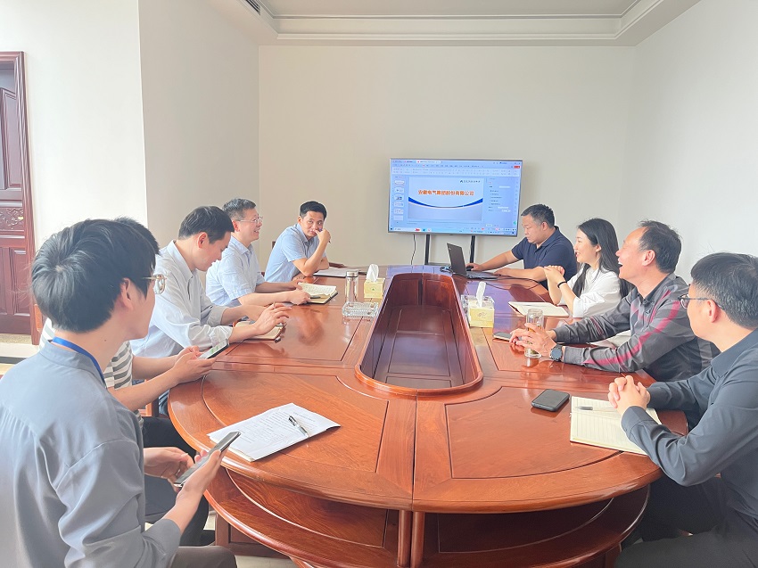 包河区委常委副书记刘登银一行莅临安徽球盟会走访调研